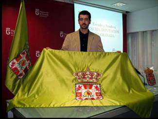 La Diputaci�n actualiza su escudo y su bandera