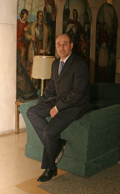 Alfredo Rodr�guez, director de Protocolo del Ministerio de Defensa